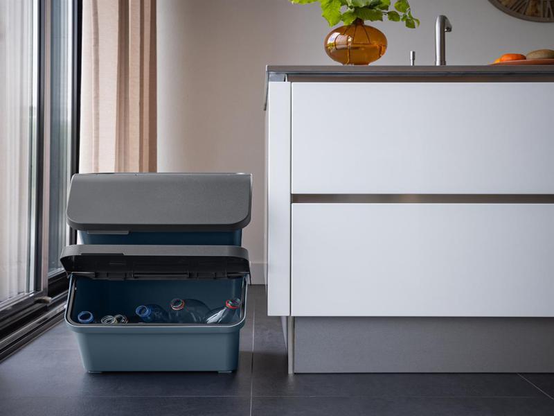 09000282_kitchen_0_sigma-home_sorting-unit_45l_blue
