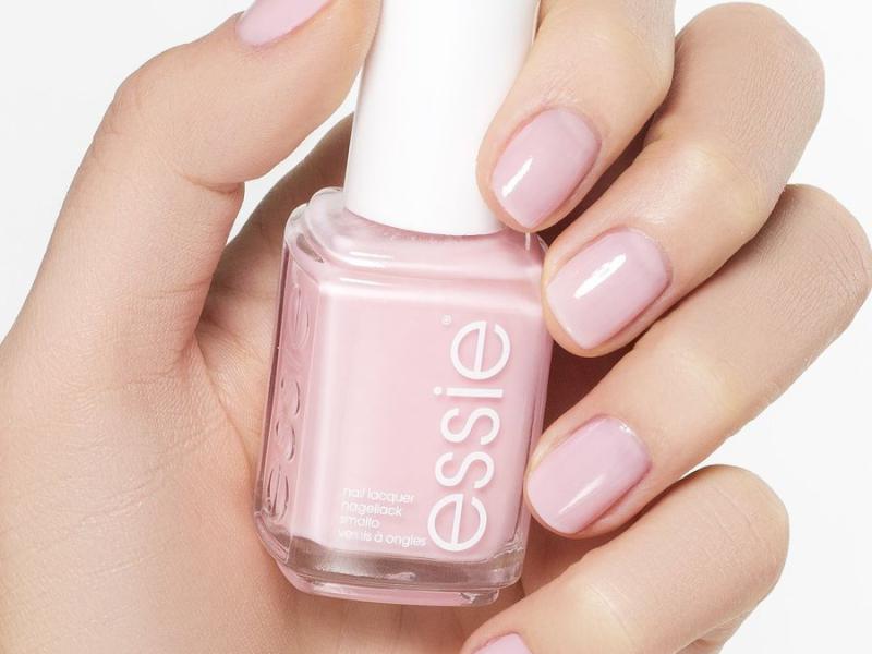 Essie nail polish – nr 17 Muchi Muchi - 13,5 ml - pink/beige