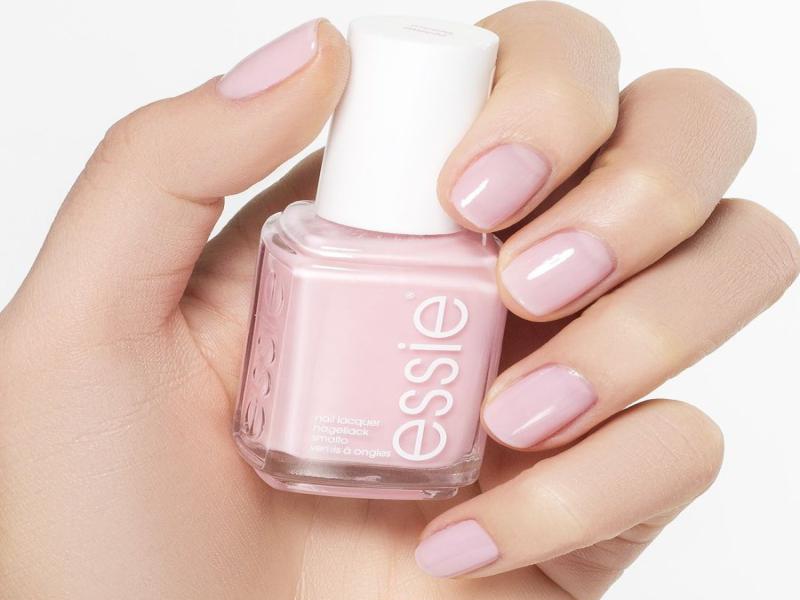 Essie nail polish – nr 17 Muchi Muchi - 13,5 ml - pink/beige